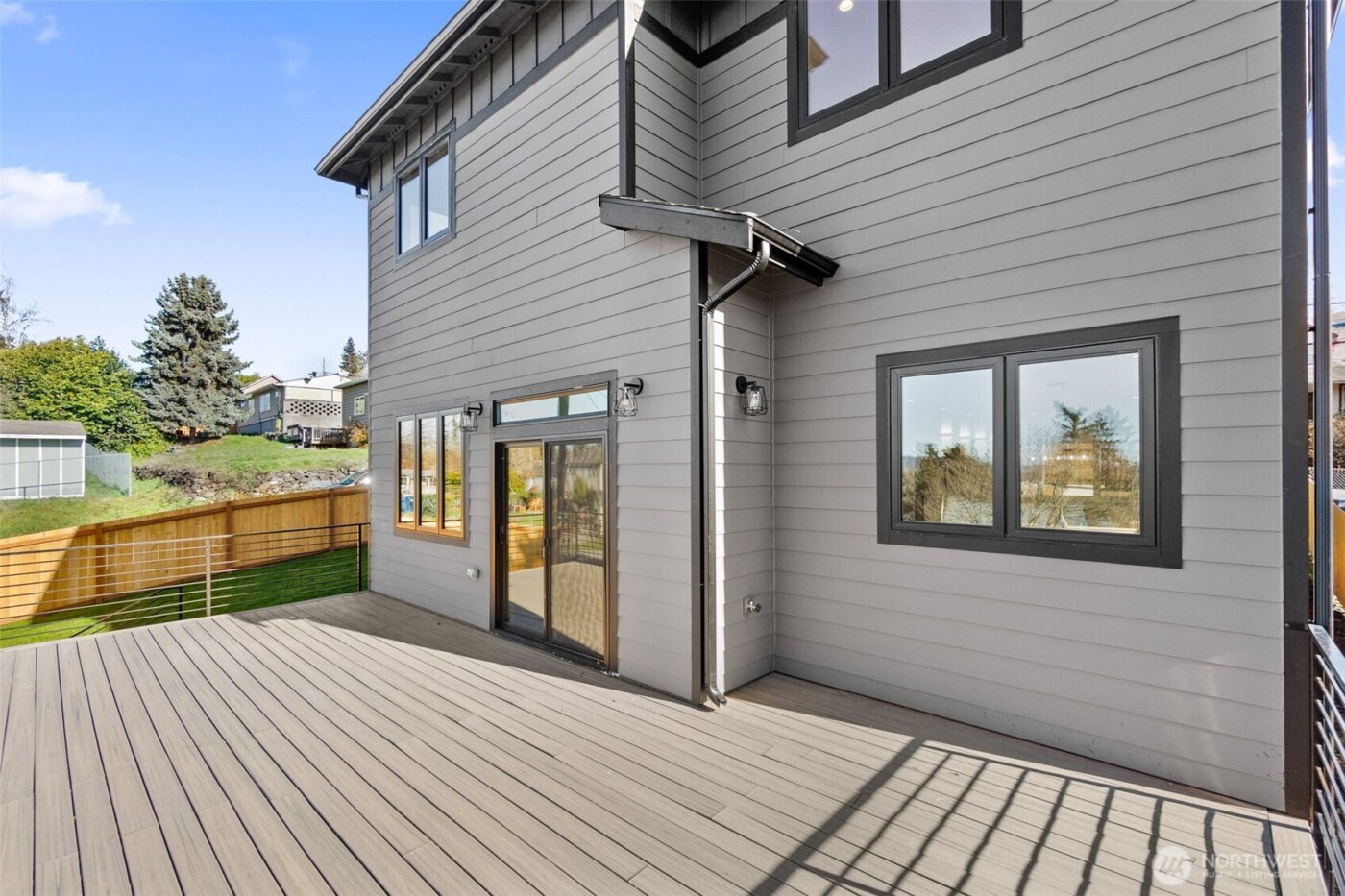 437 Hazel Avenue N, Kent, WA 98030