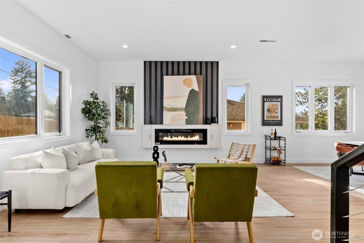 437 Hazel Avenue N, Kent, WA 98030