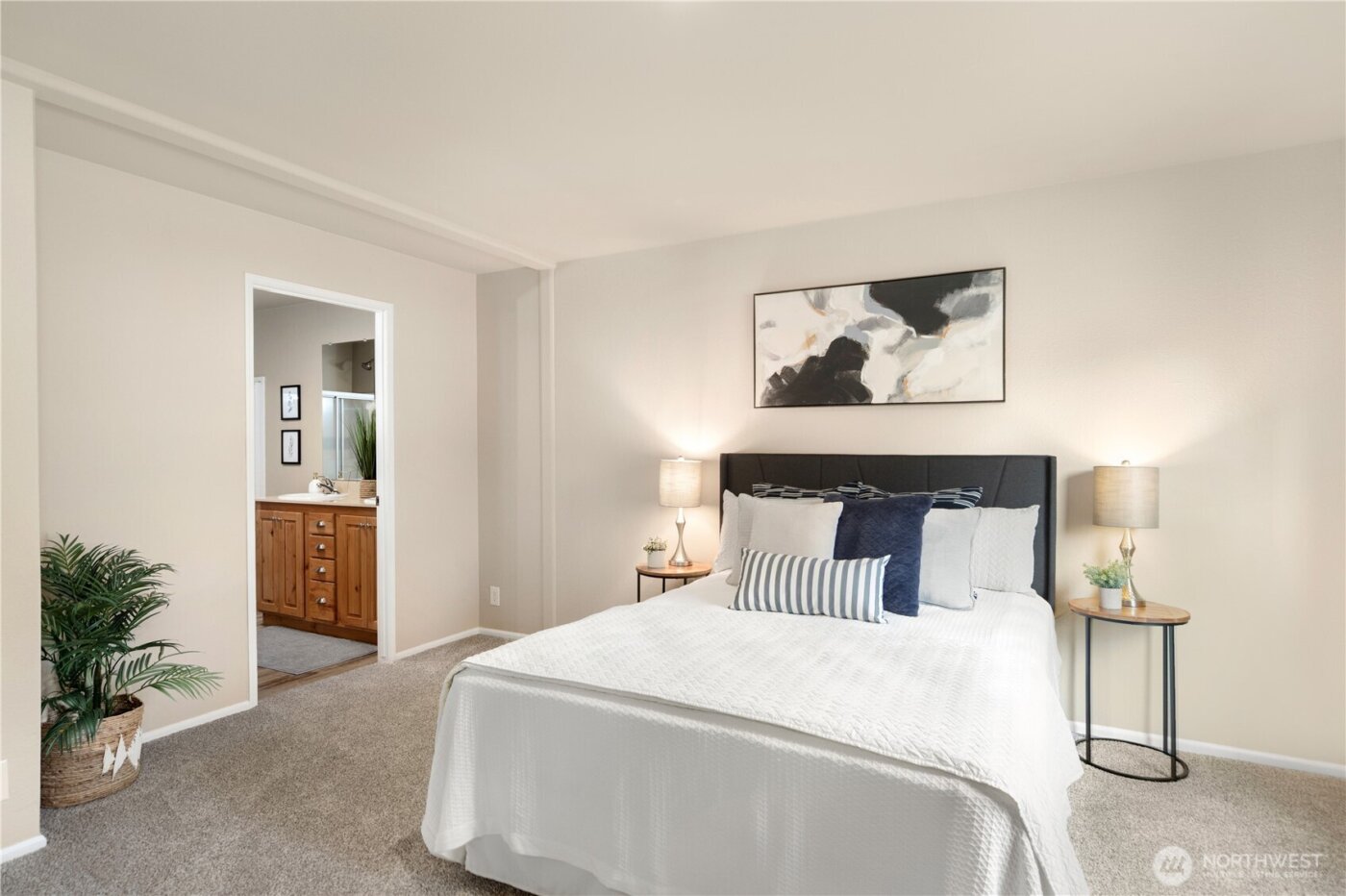 32 N Victory Avenue , Port Townsend, WA 98368