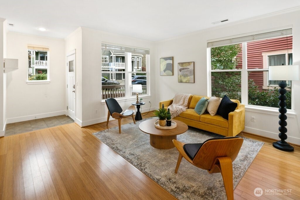 4338 28th Avenue S, Seattle, WA 98108