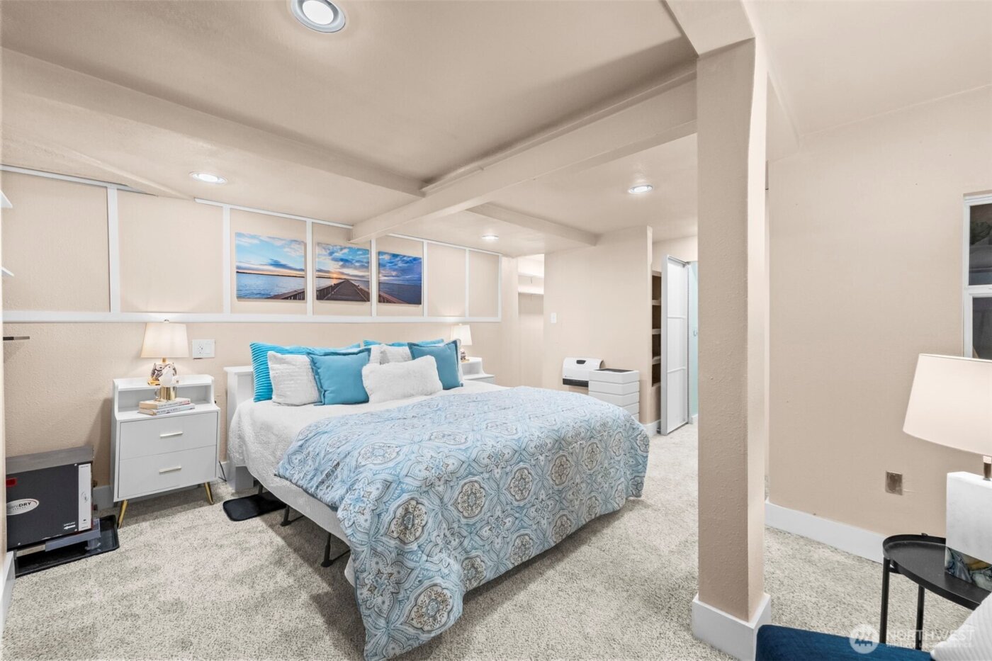 303 Puyallup Street , Steilacoom, WA 98388