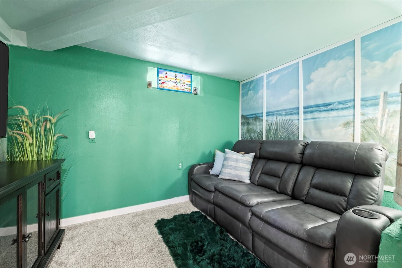 303 Puyallup Street , Steilacoom, WA 98388