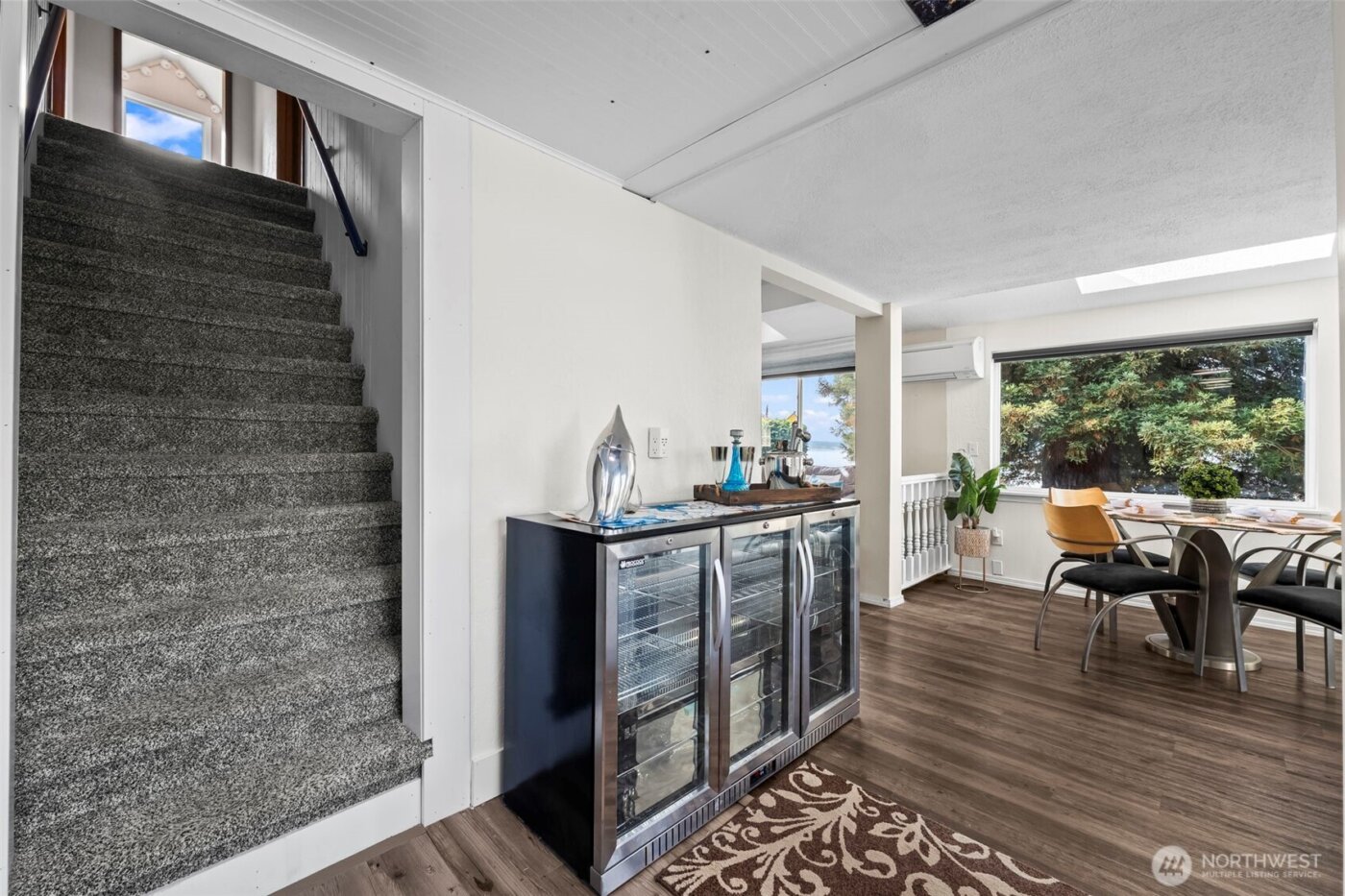 303 Puyallup Street , Steilacoom, WA 98388