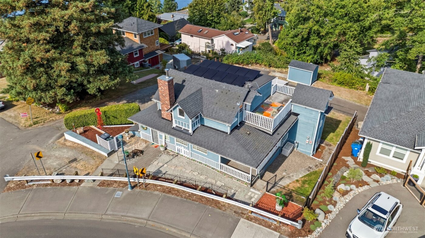 303 Puyallup Street , Steilacoom, WA 98388