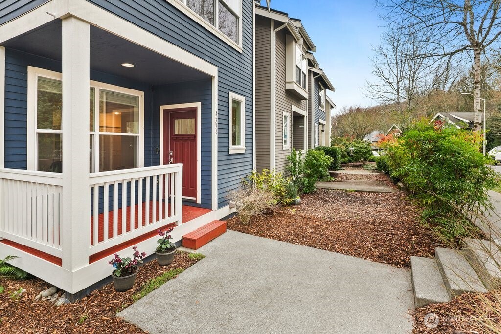 4338 28th Avenue S, Seattle, WA 98108