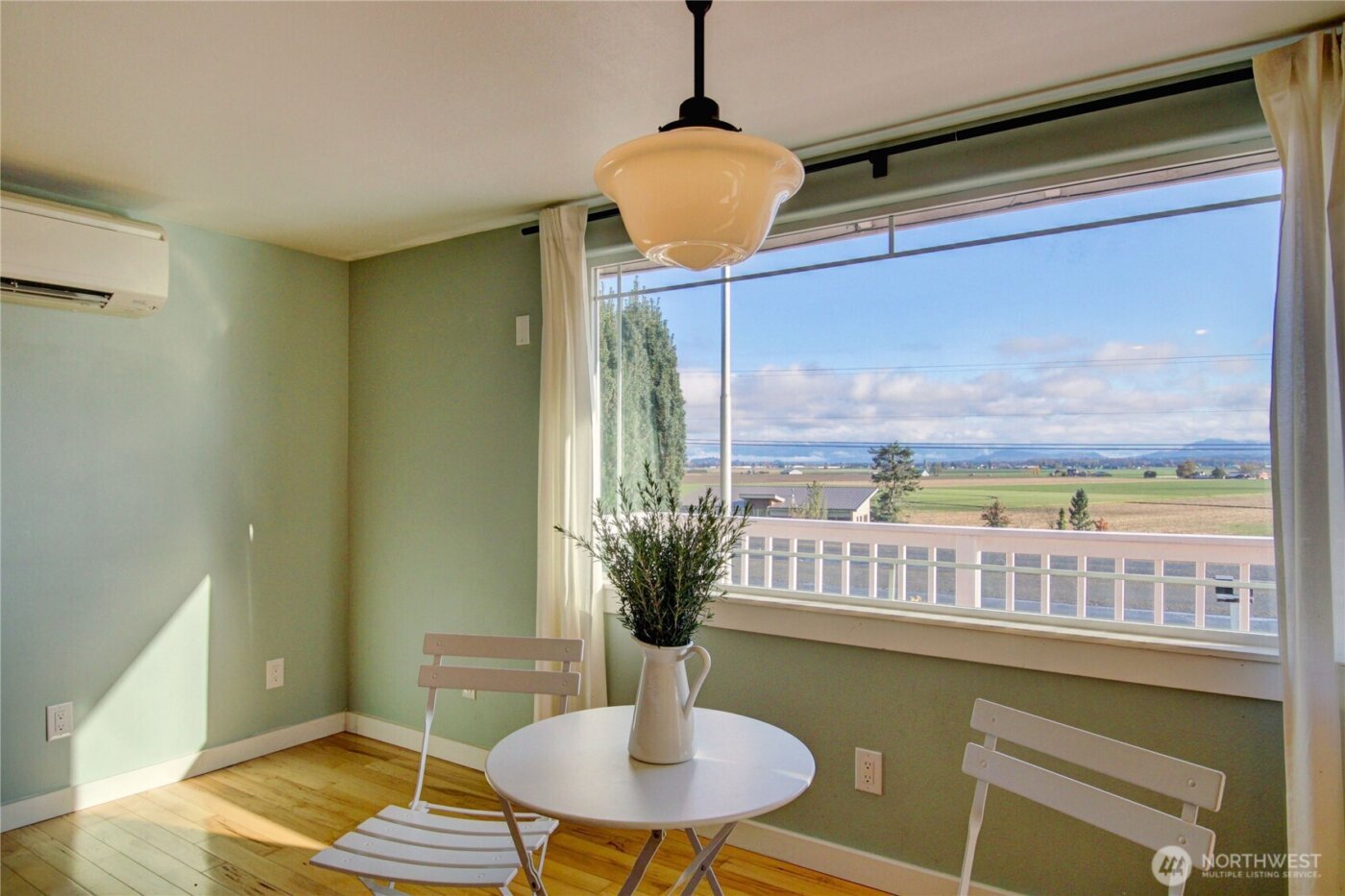 18122 Best Road , Mount Vernon, WA 98273