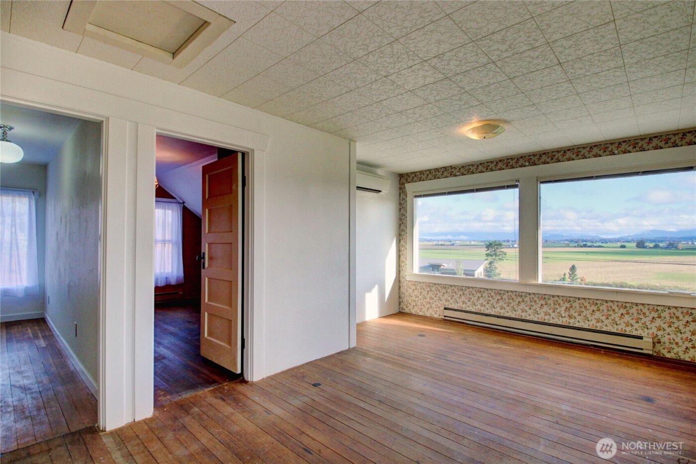 18122 Best Road , Mount Vernon, WA 98273