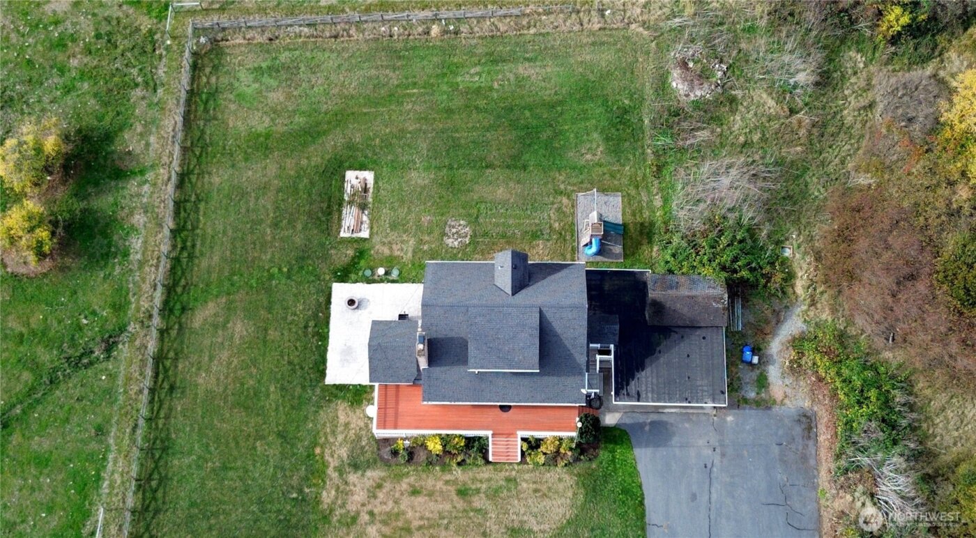 18122 Best Road , Mount Vernon, WA 98273