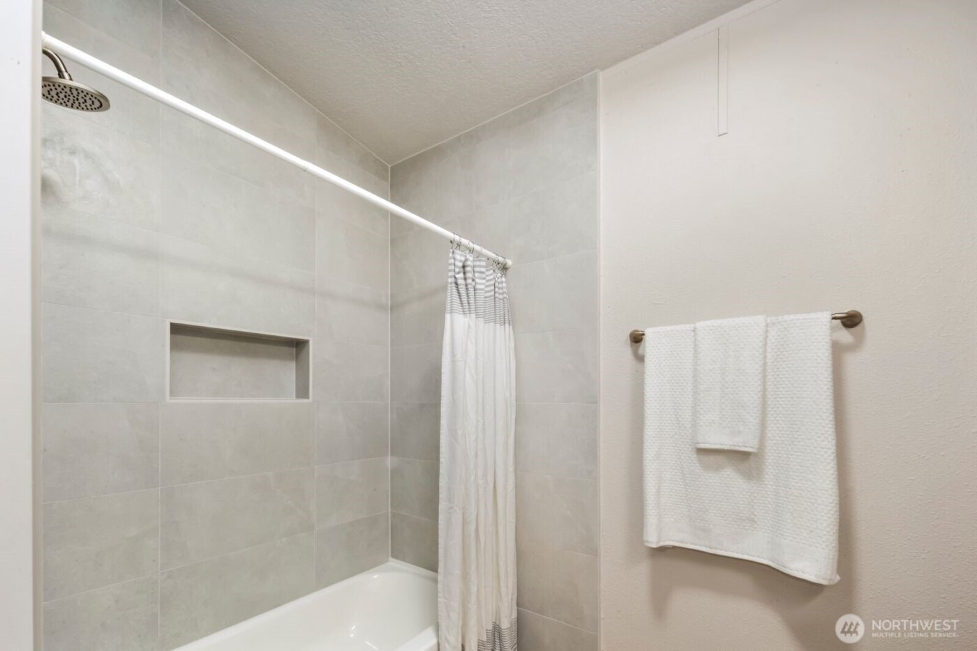 1810 193rd Avenue SW, Lakebay, WA 98349-9423