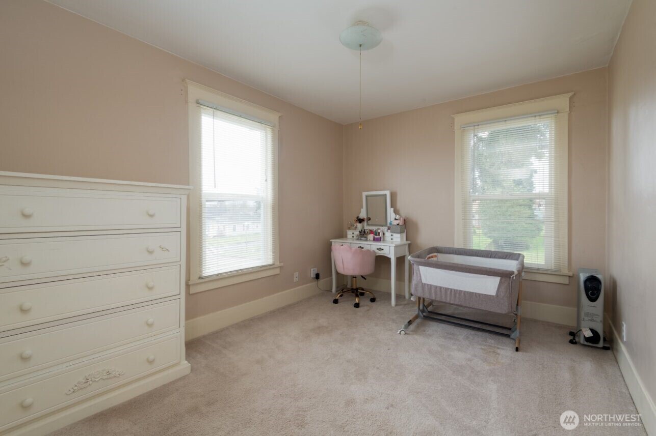 409 S 34th Street , Tacoma, WA 98418