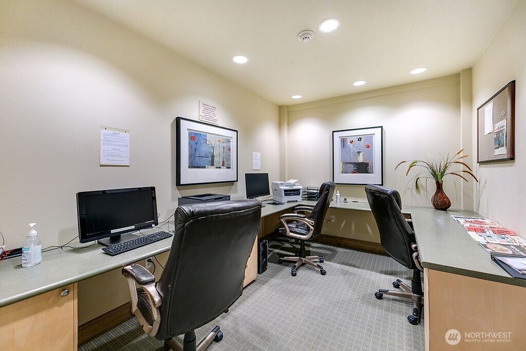 1545 NW 57th Street #428, Seattle, WA 98107