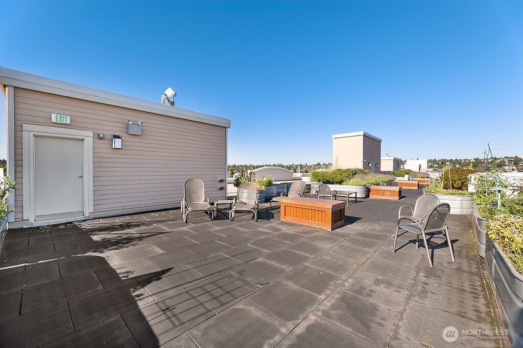 1545 NW 57th Street #428, Seattle, WA 98107