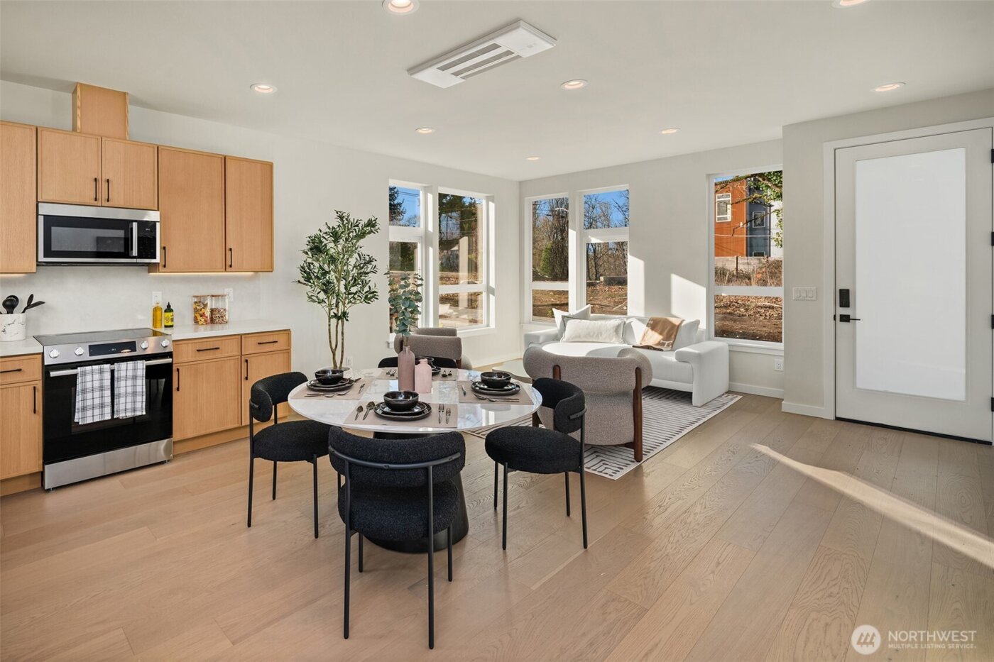 7324 7th Place SW #B, Seattle, WA 98106