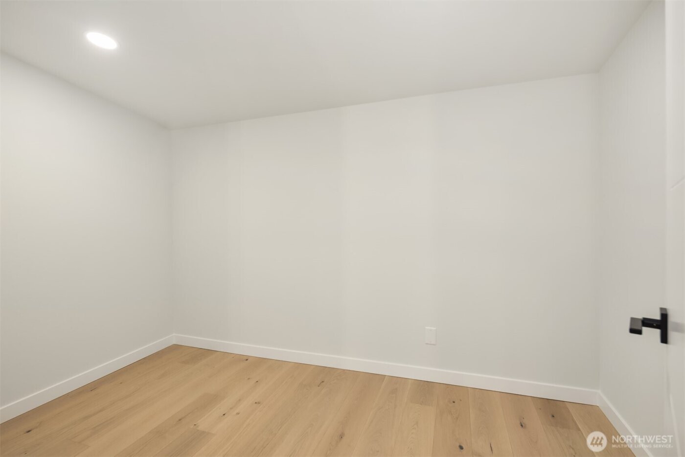 12241 NE 65th Street , Kirkland, WA 98033