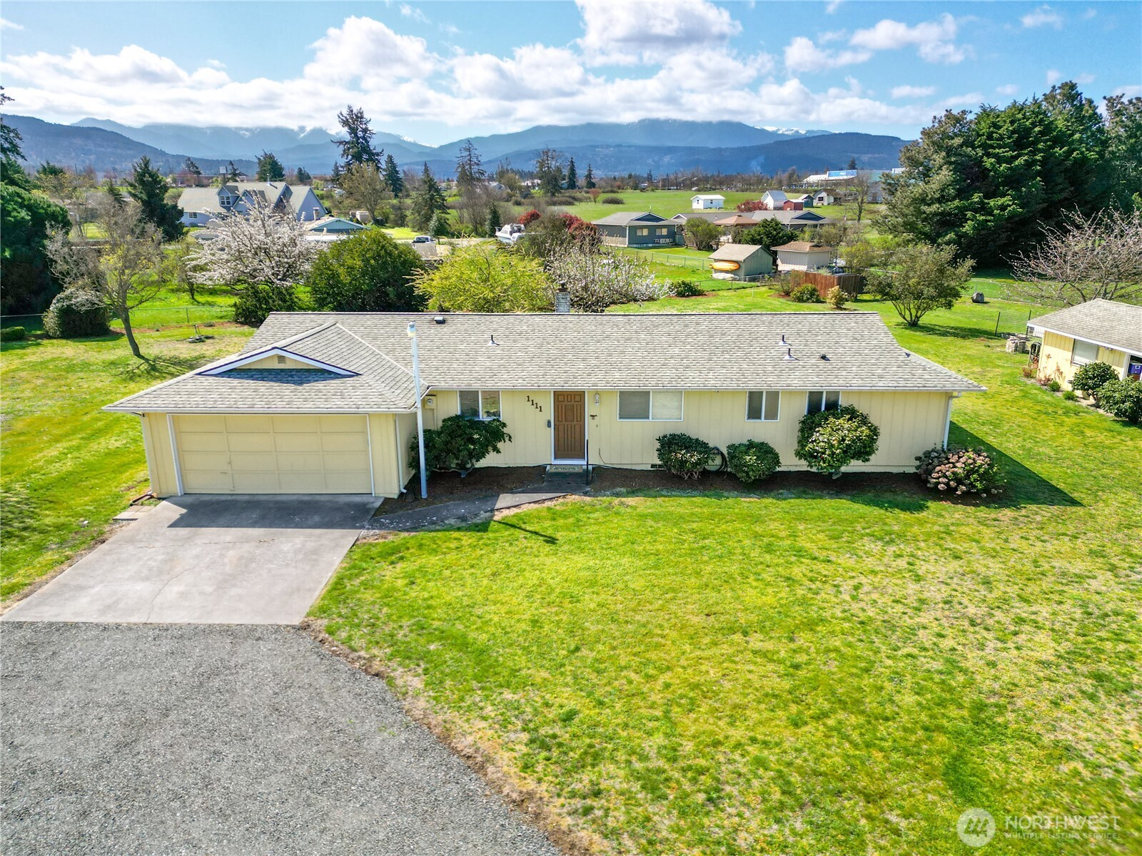 1111 W Alder Court , Sequim, WA 98382