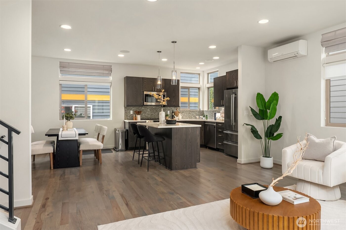 2441 NW 62nd Street , Seattle, WA 98107