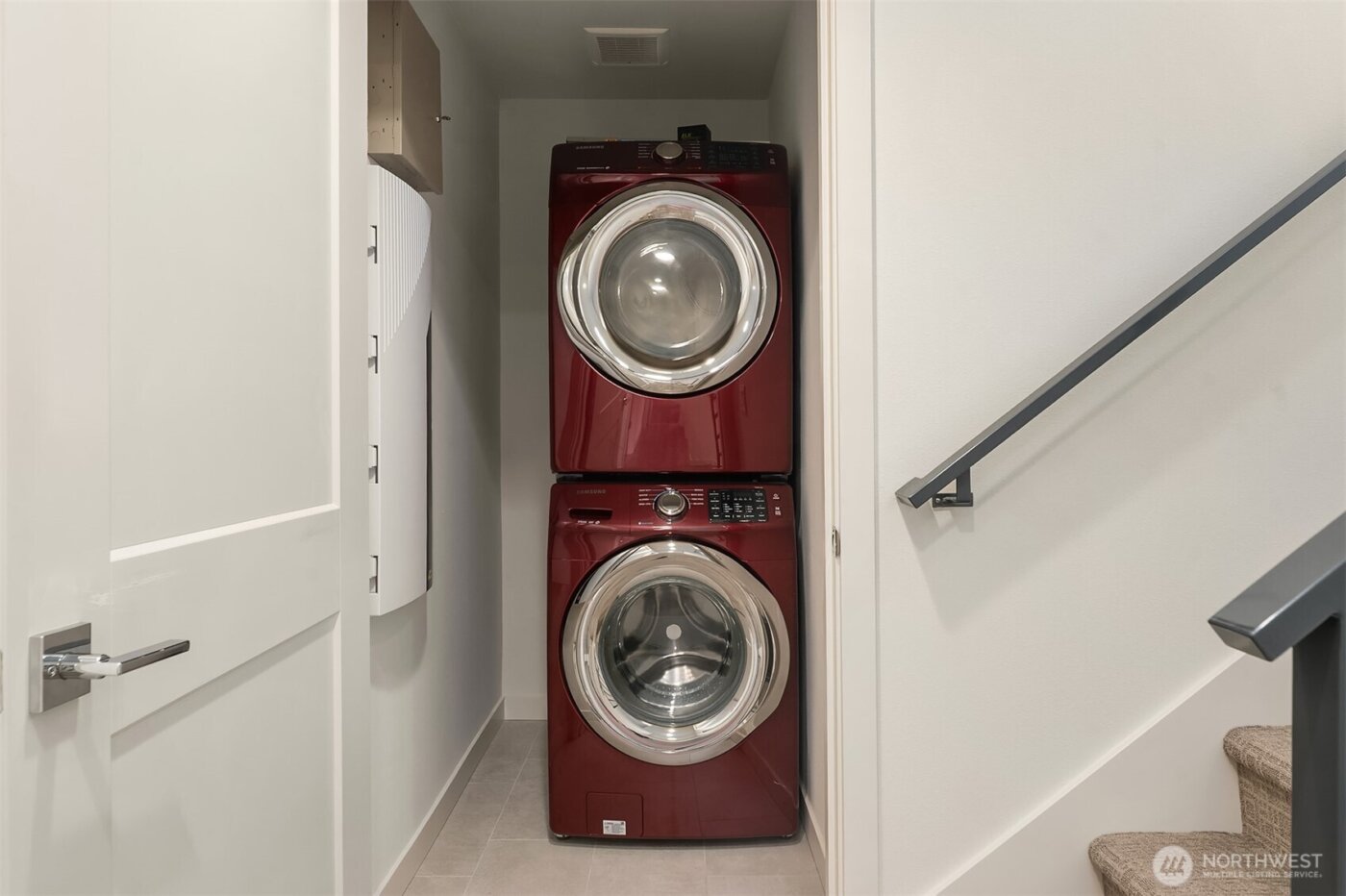 2441 NW 62nd Street , Seattle, WA 98107