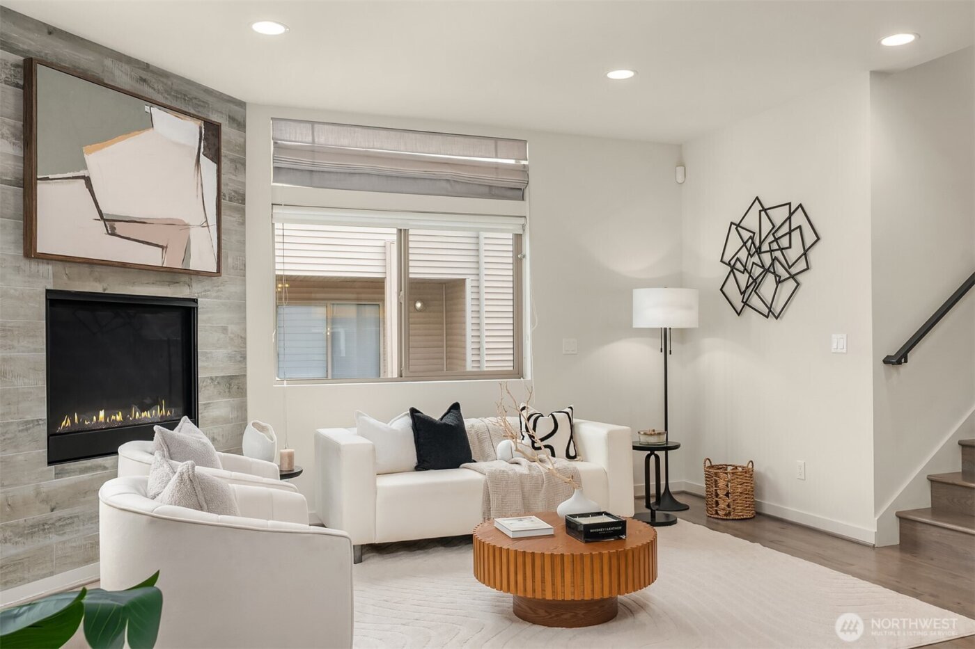 2441 NW 62nd Street , Seattle, WA 98107