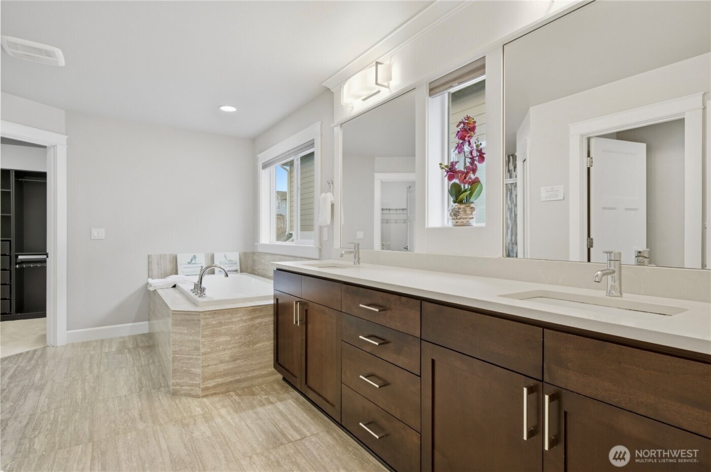 13638 NE 133rd Street , Kirkland, WA 98034