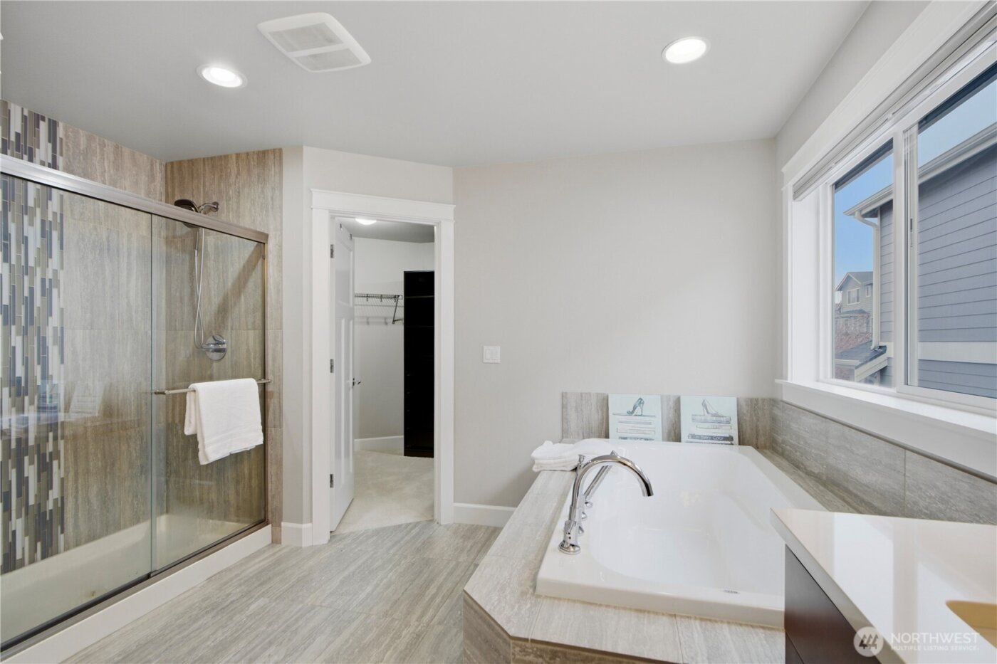 13638 NE 133rd Street , Kirkland, WA 98034