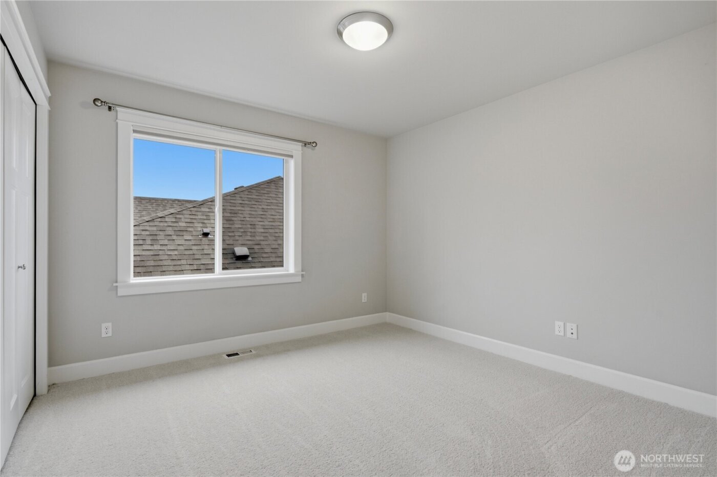 13638 NE 133rd Street , Kirkland, WA 98034