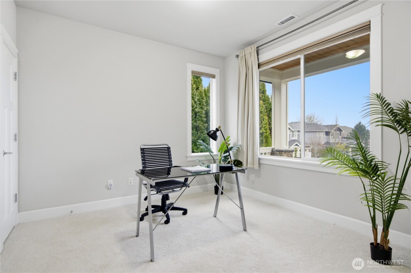 13638 NE 133rd Street , Kirkland, WA 98034