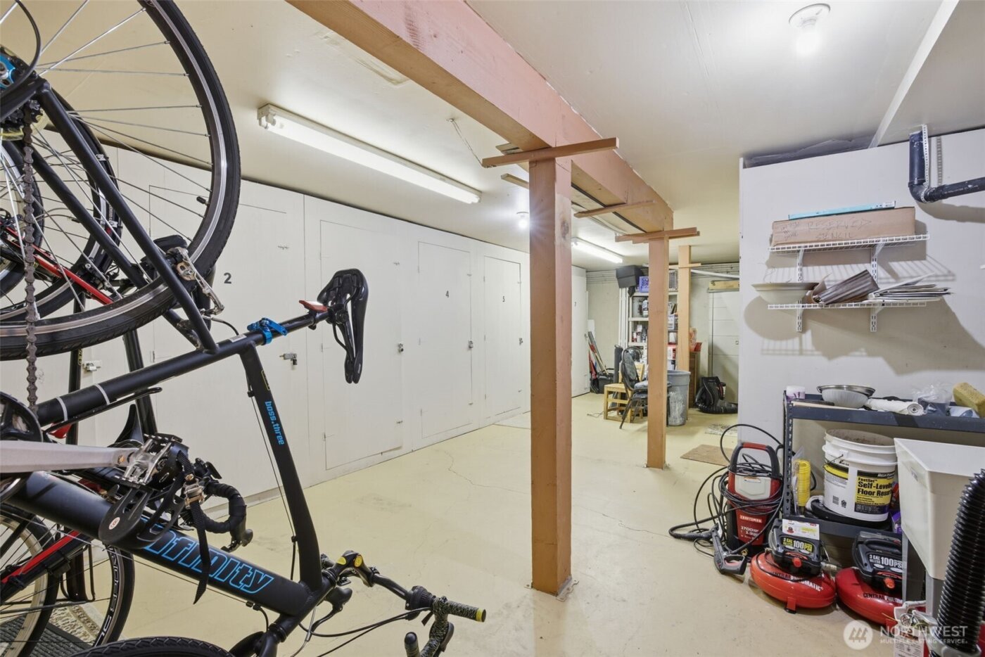 4525 S Henderson Street #102, Seattle, WA 98118-4943