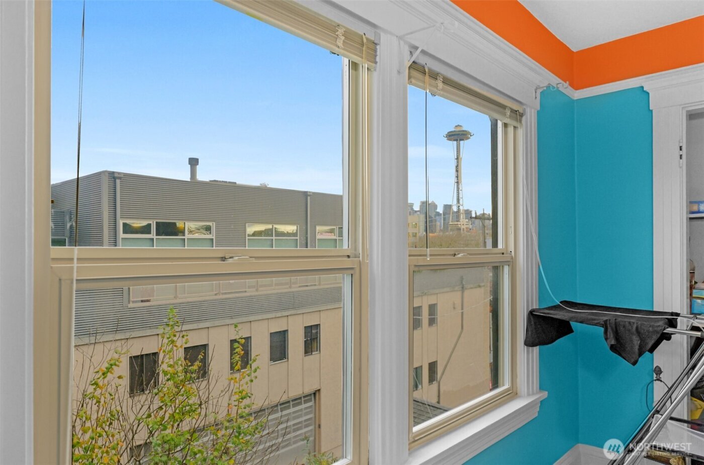 708 Warren Avenue N, Seattle, WA 98109