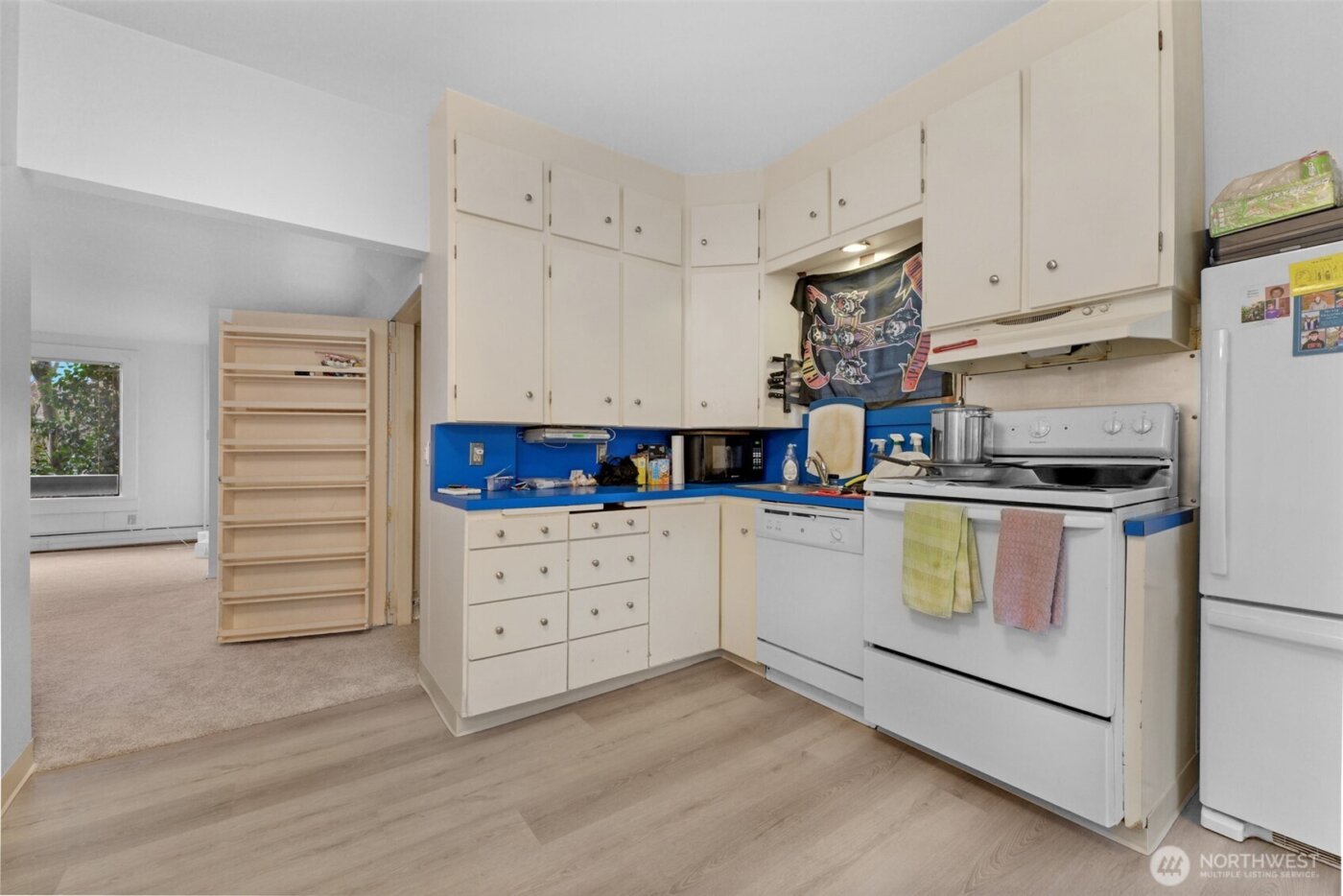 708 Warren Avenue N, Seattle, WA 98109