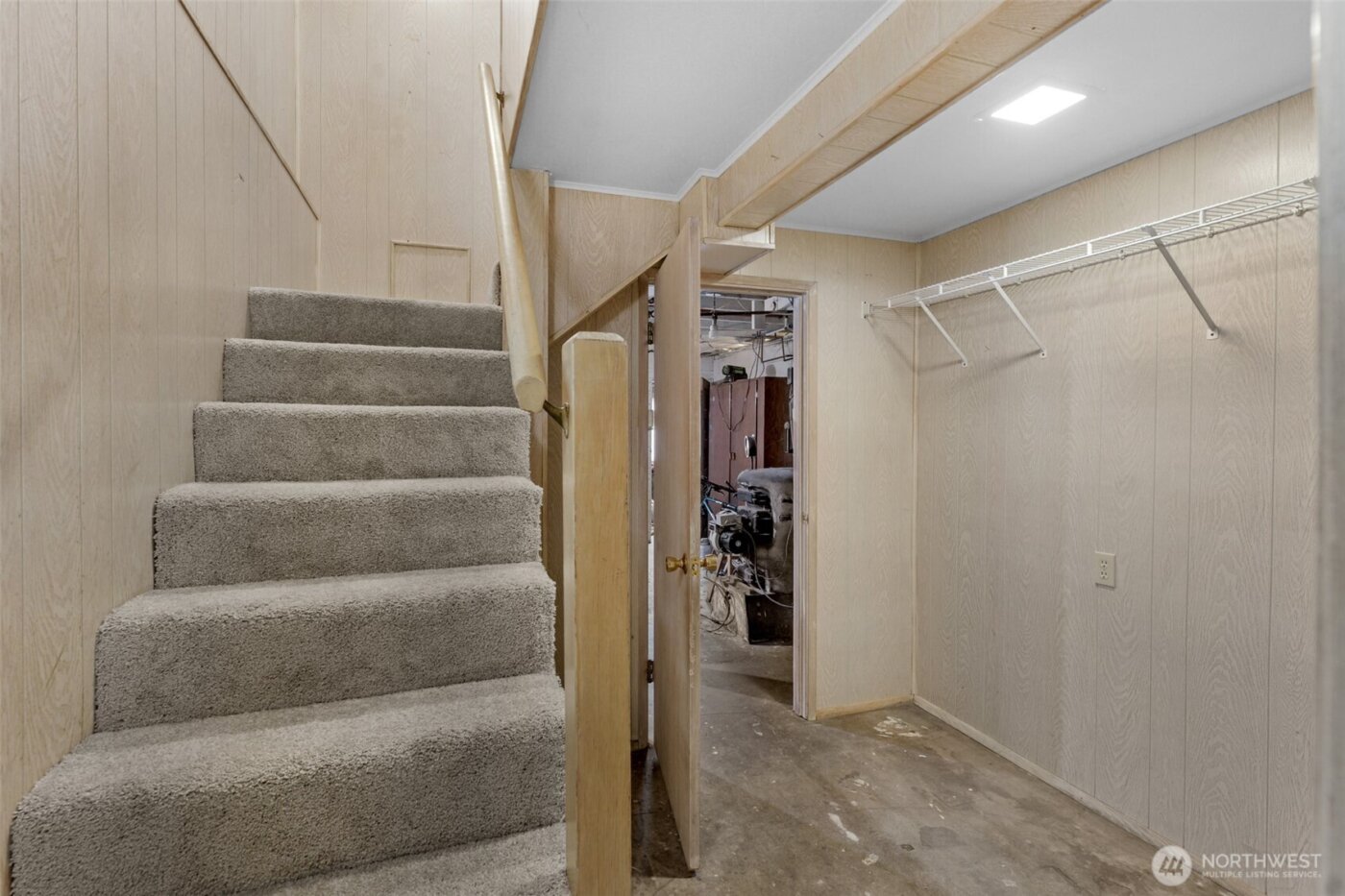 708 Warren Avenue N, Seattle, WA 98109