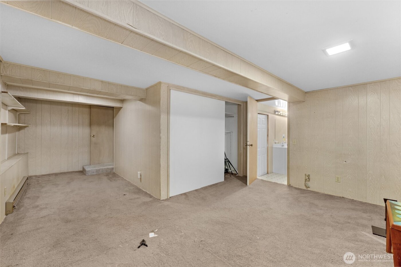 708 Warren Avenue N, Seattle, WA 98109