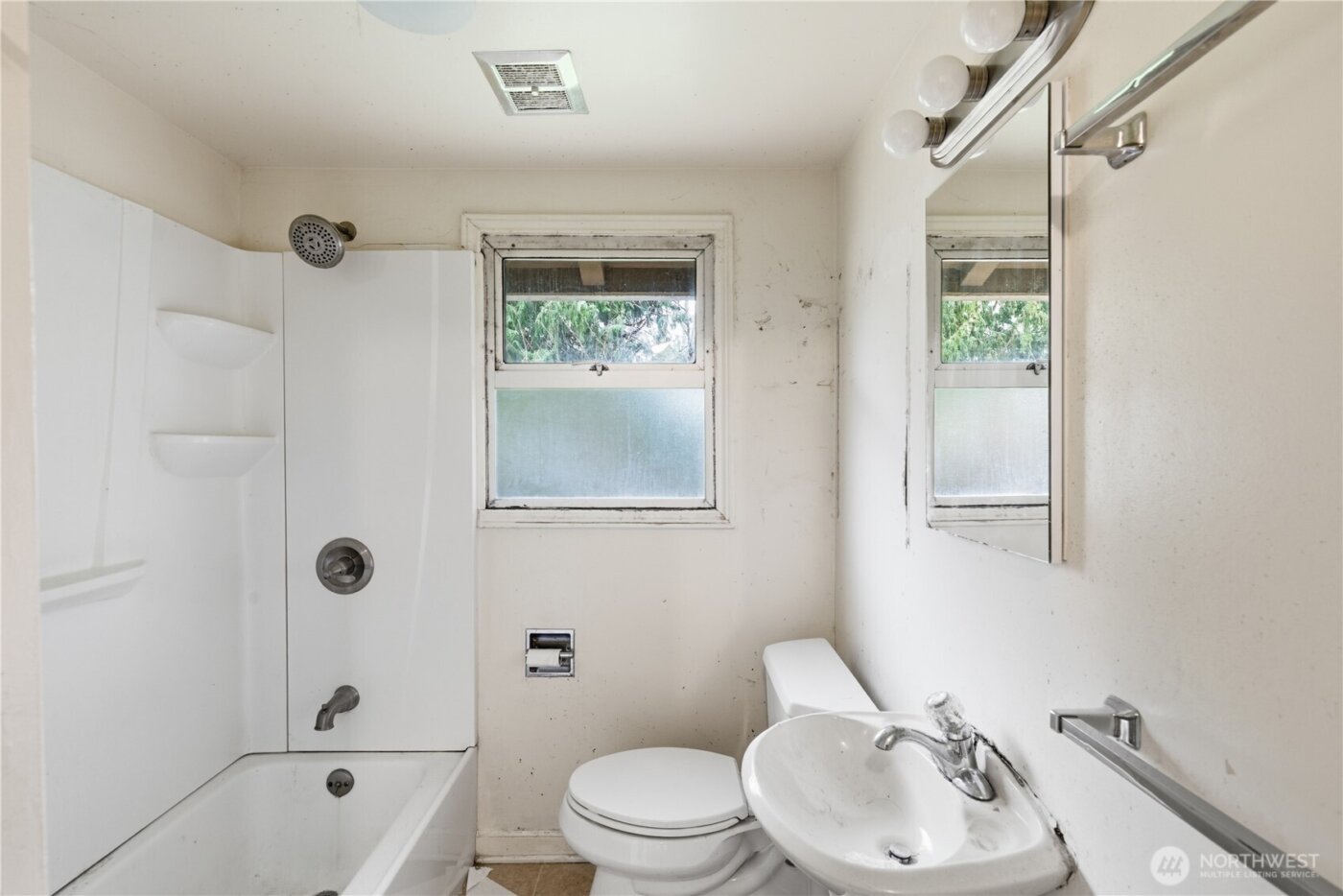 11716 16th Avenue NE, Seattle, WA 98125