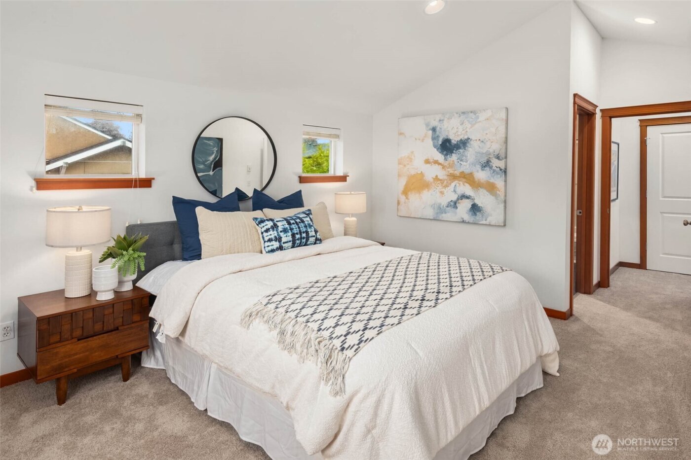 9418 Fremont Avenue N, Seattle, WA 98103