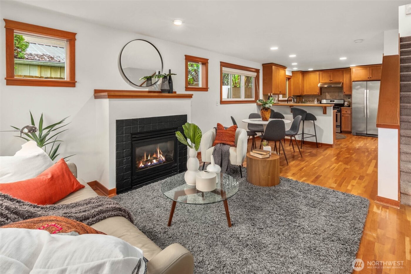 9418 Fremont Avenue N, Seattle, WA 98103