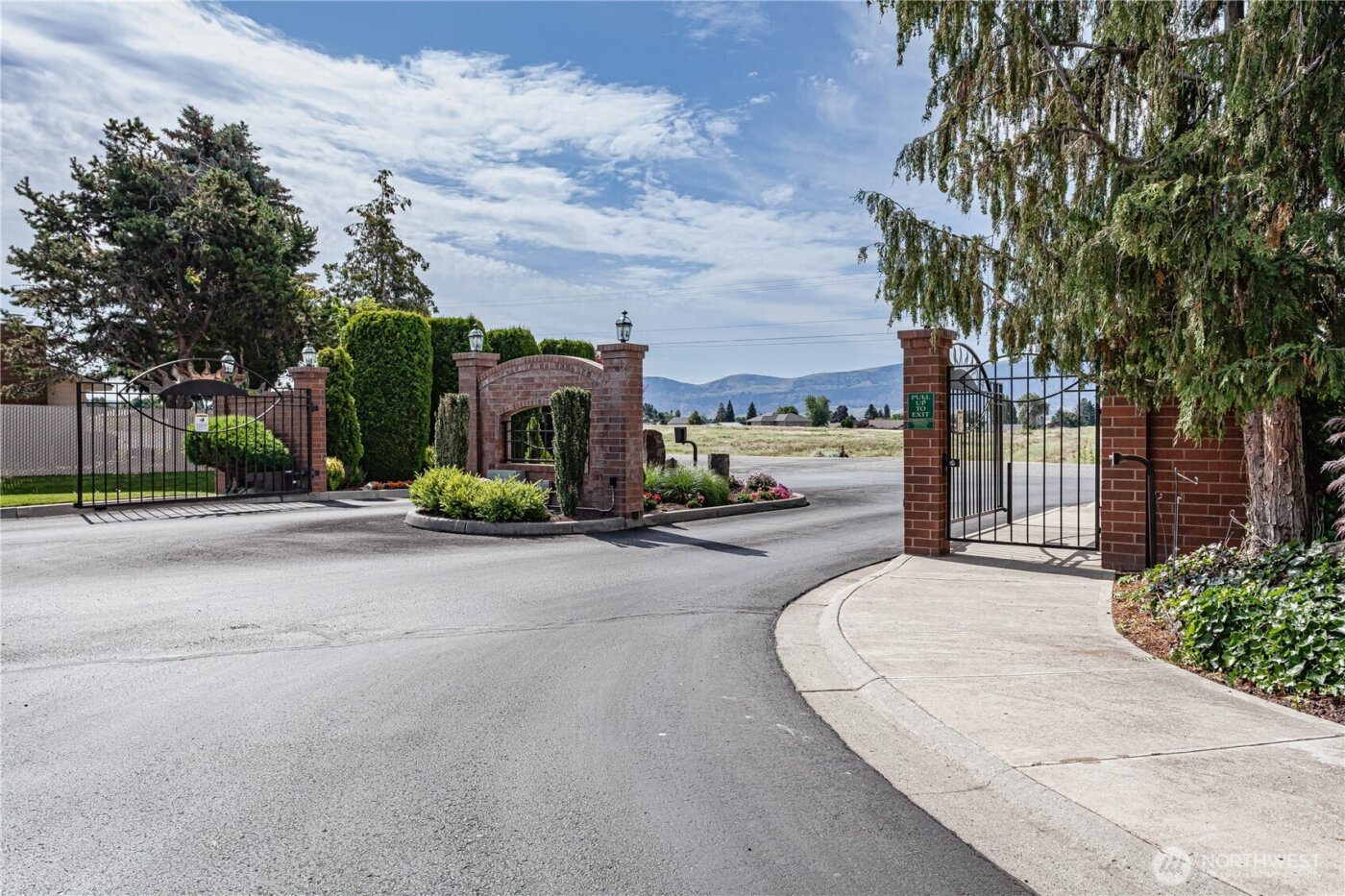 530 Sunday Drive , East Wenatchee, WA 98802