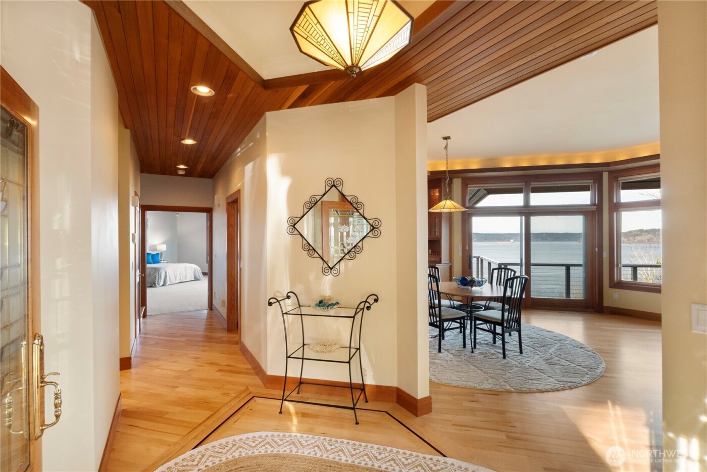 8204 East Side Drive NE, Tacoma, WA 98422