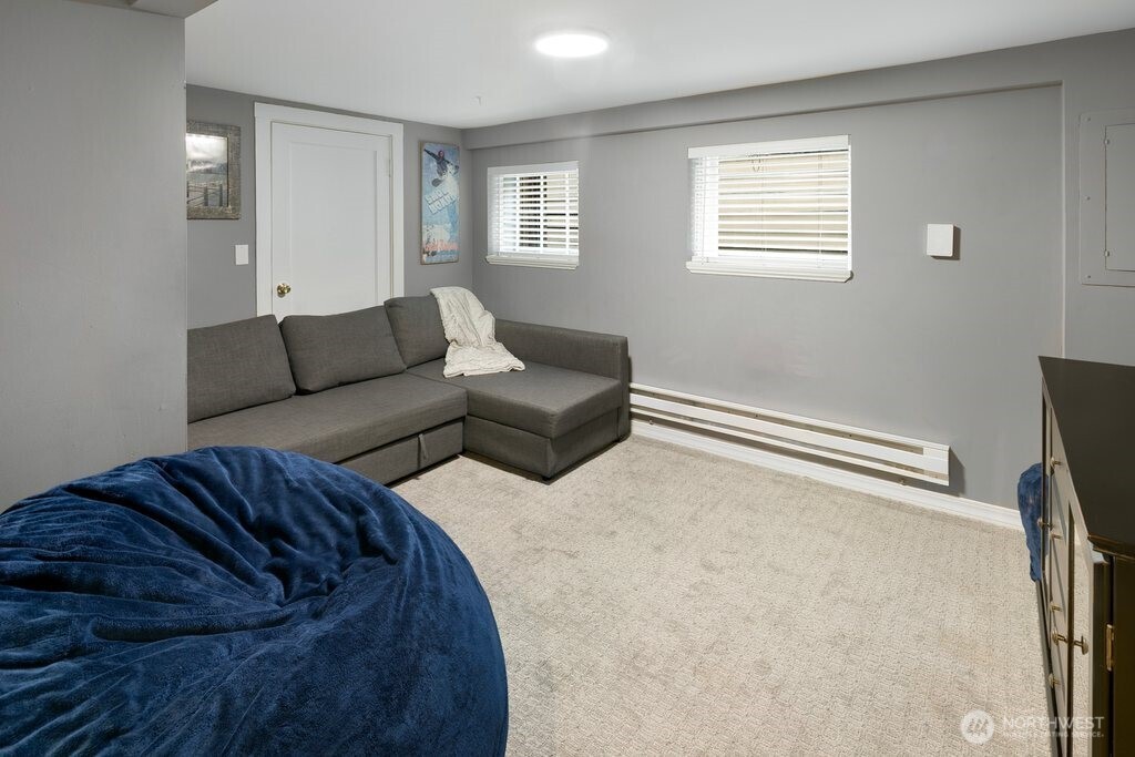 1906 E Union Street , Seattle, WA 98122