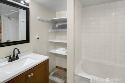 1906 E Union Street , Seattle, WA 98122 - Photo 24