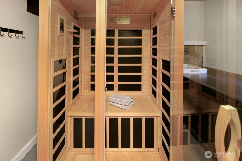 1906 E Union Street , Seattle, WA 98122