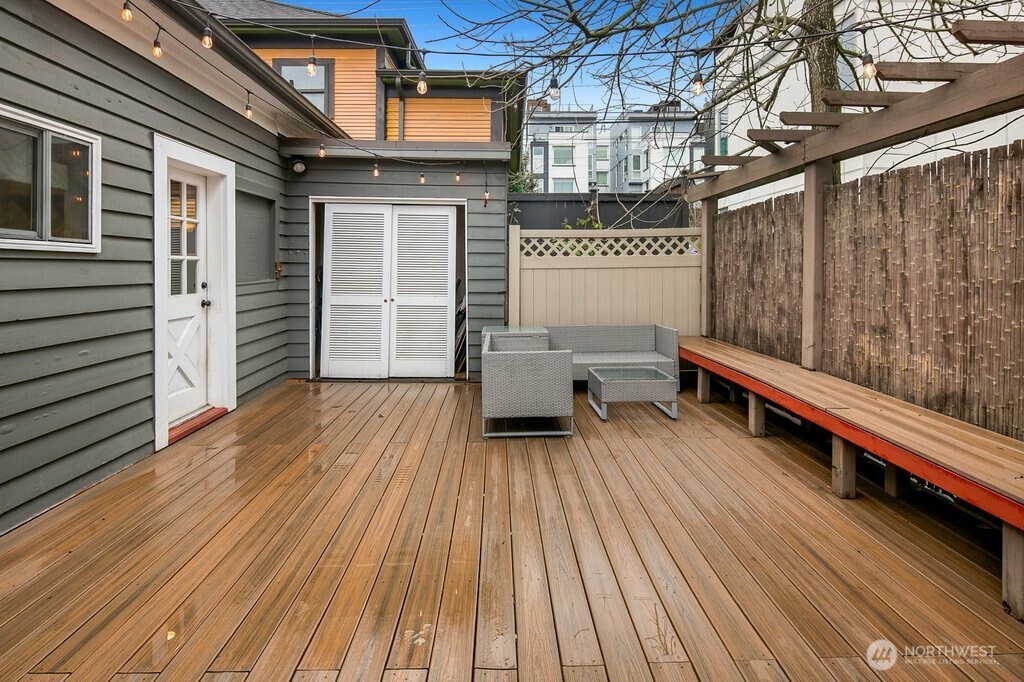 1906 E Union Street , Seattle, WA 98122