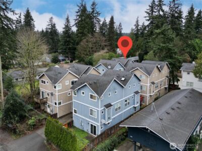 3012 NE 137th Street #B, Seattle, WA 98125 - Photo 2