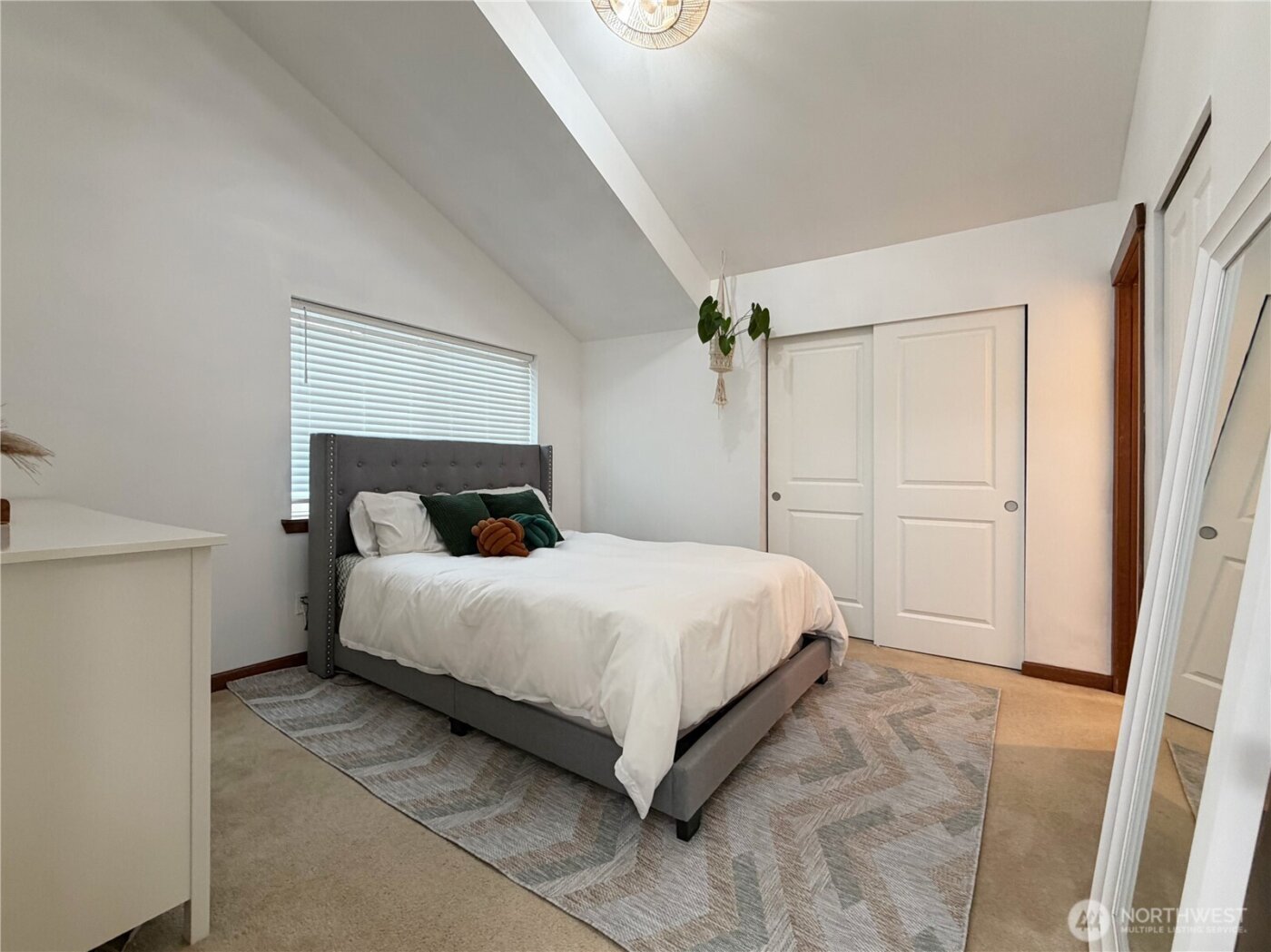 3012 NE 137th Street #B, Seattle, WA 98125