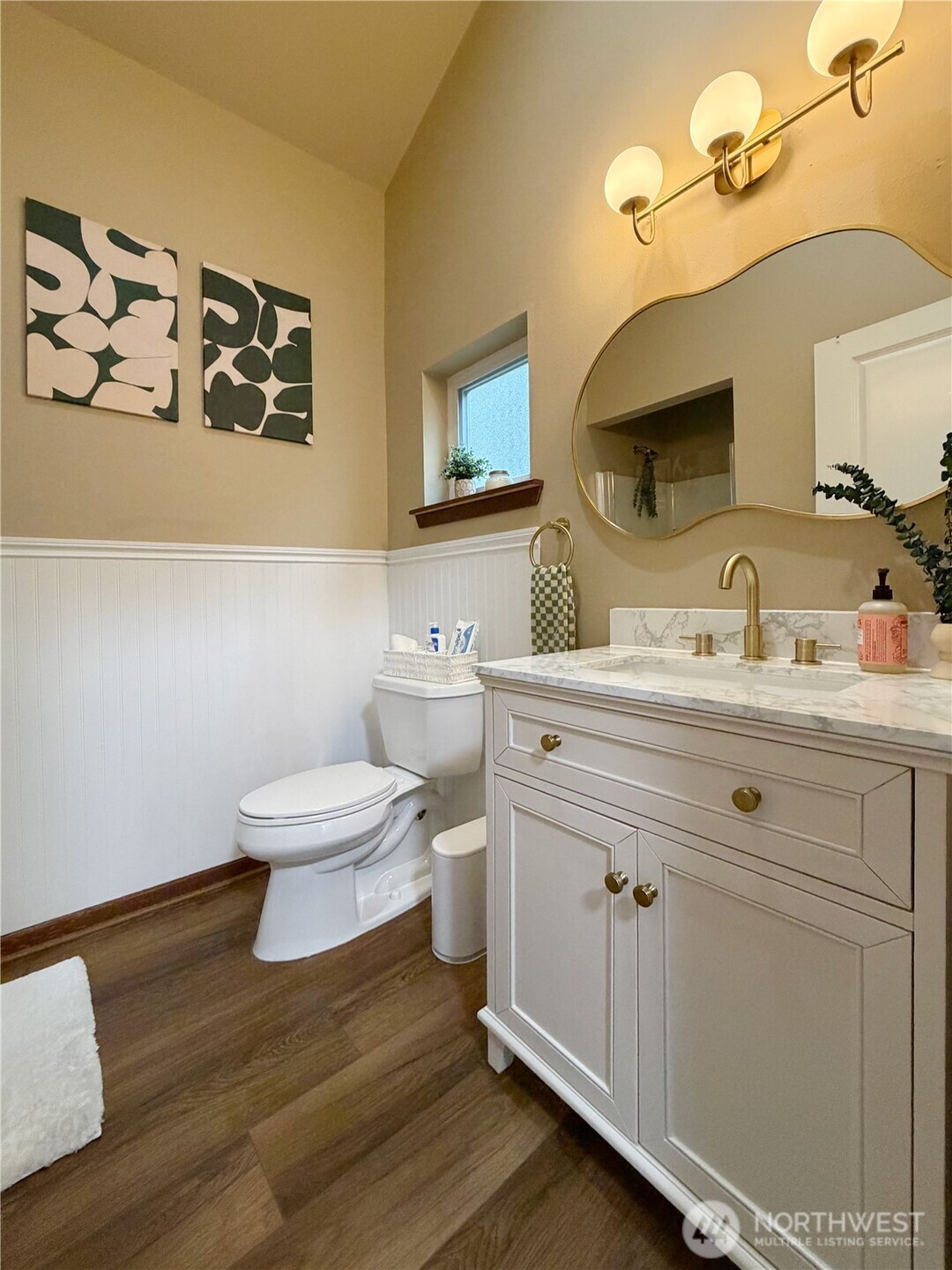 3012 NE 137th Street #B, Seattle, WA 98125