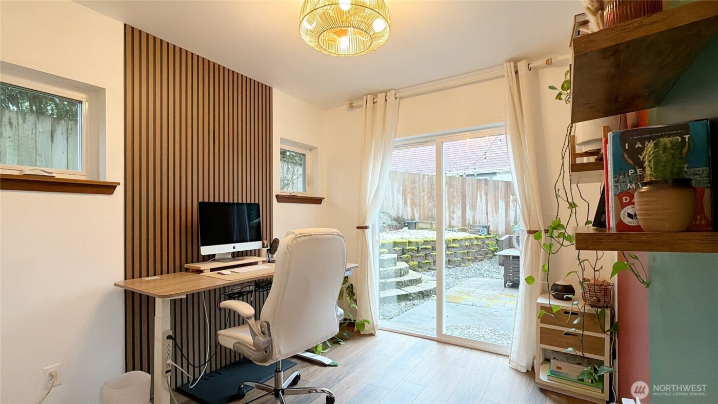 3012 NE 137th Street #B, Seattle, WA 98125