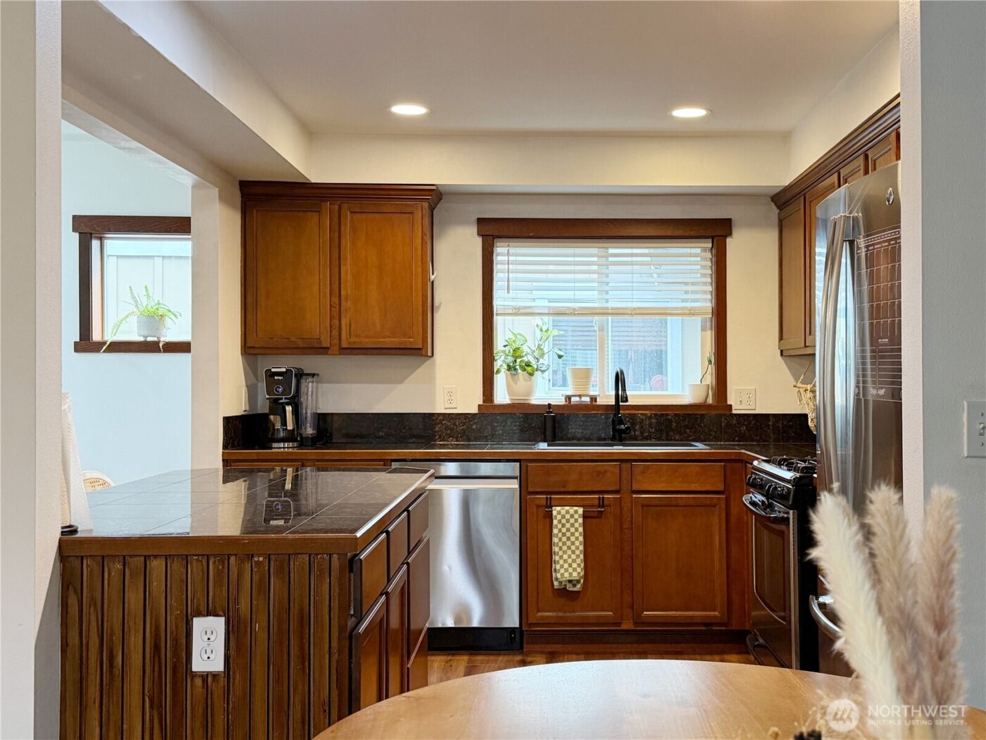 3012 NE 137th Street #B, Seattle, WA 98125