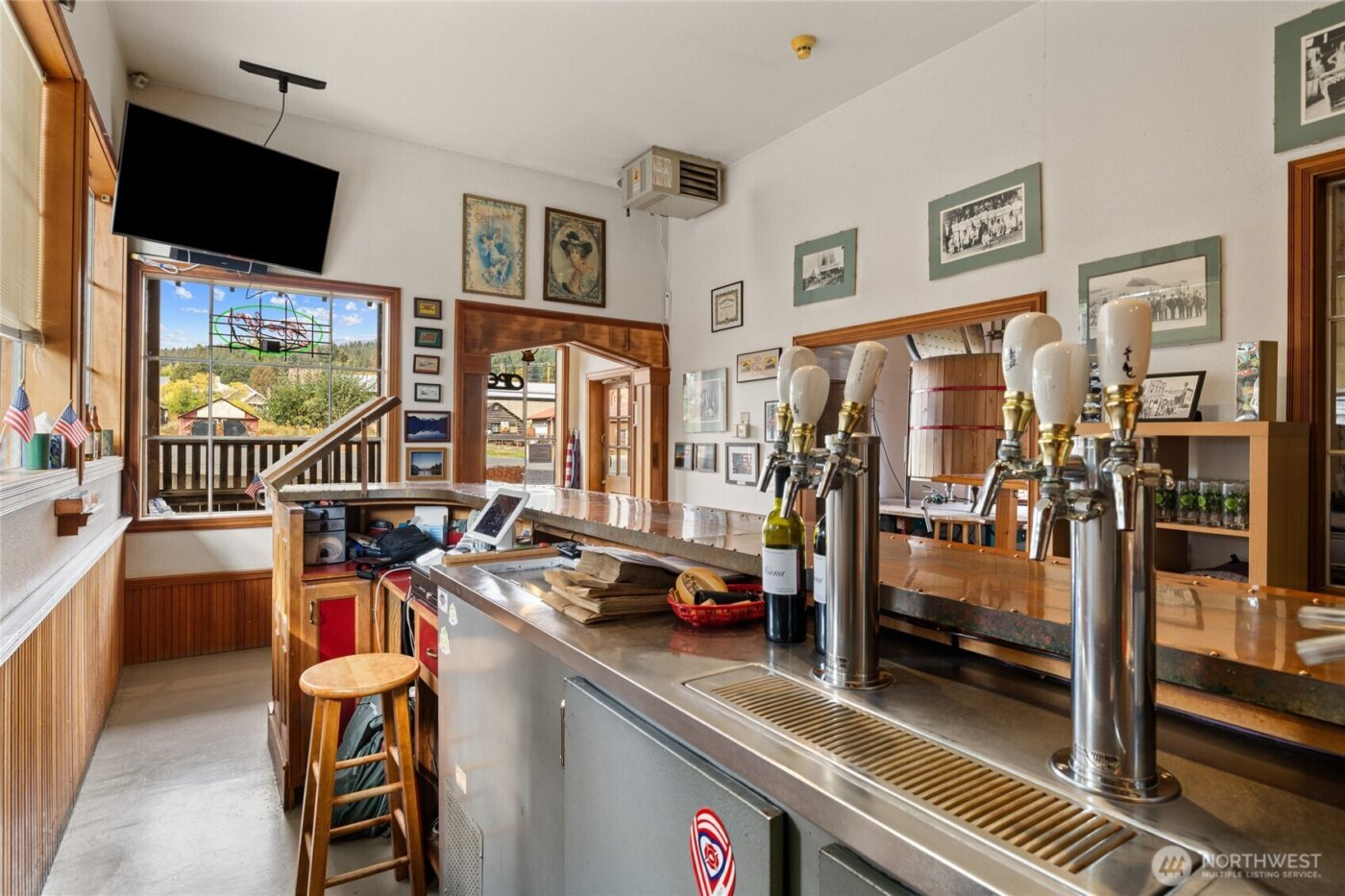 208 W Pennsylvania Avenue , Roslyn, WA 98941