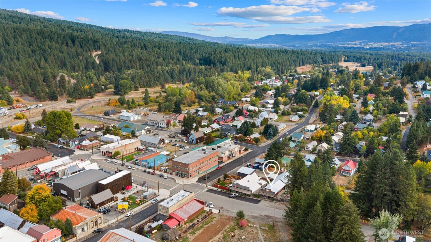208 W Pennsylvania Avenue , Roslyn, WA 98941