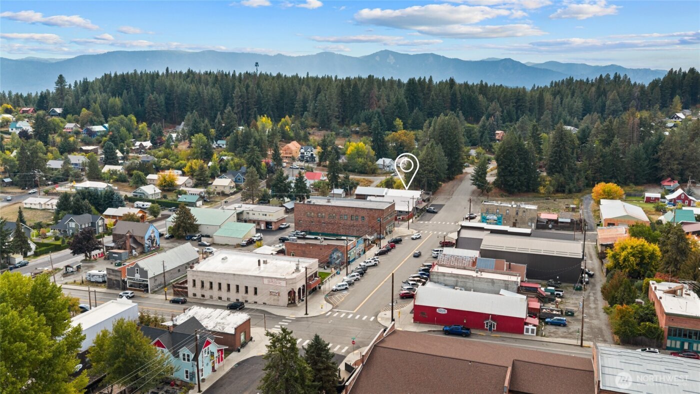 208 W Pennsylvania Avenue , Roslyn, WA 98941