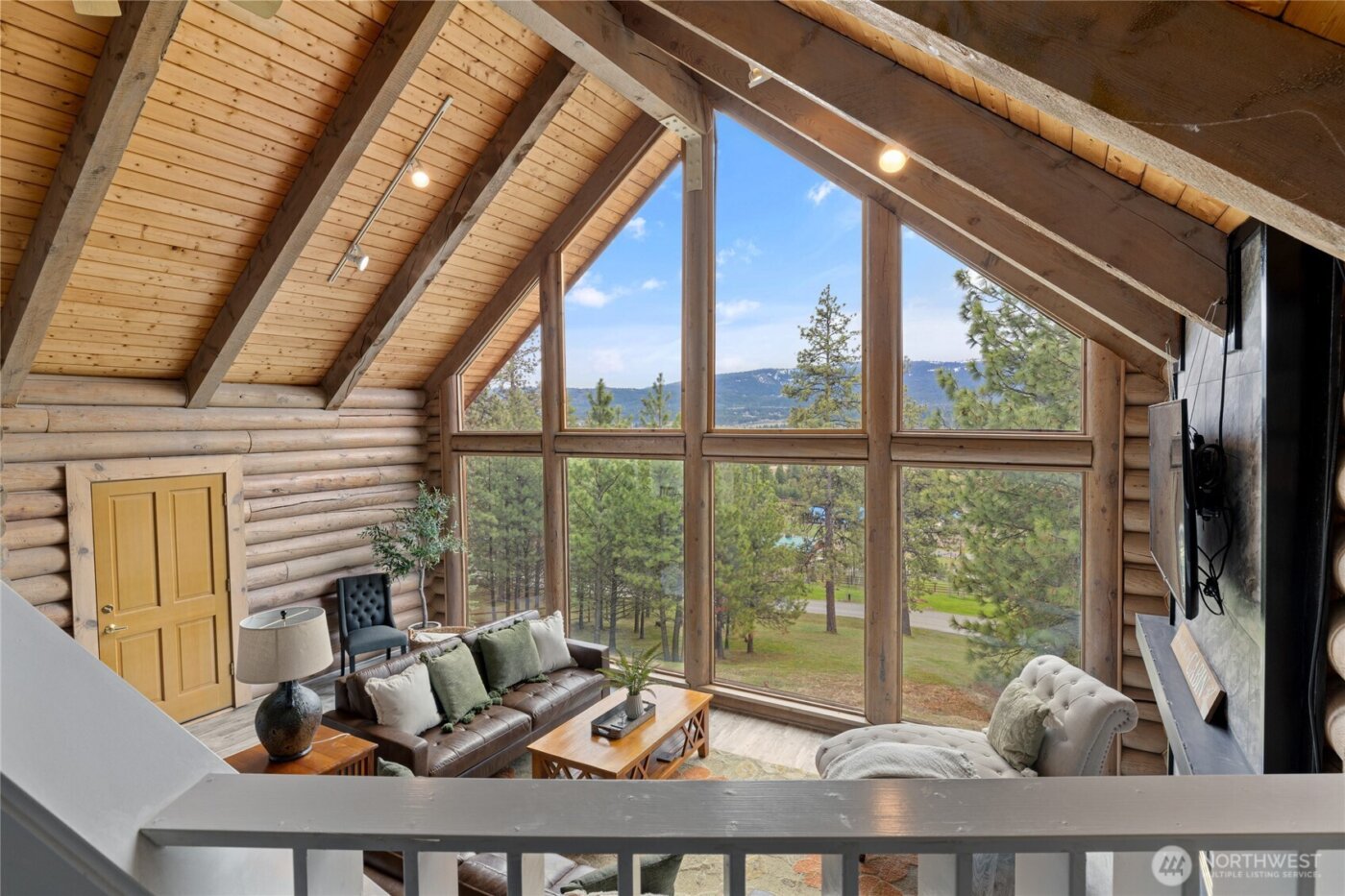 1161 White Road , Cle Elum, WA 98922