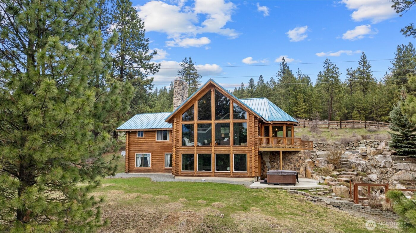 1161 White Road , Cle Elum, WA 98922